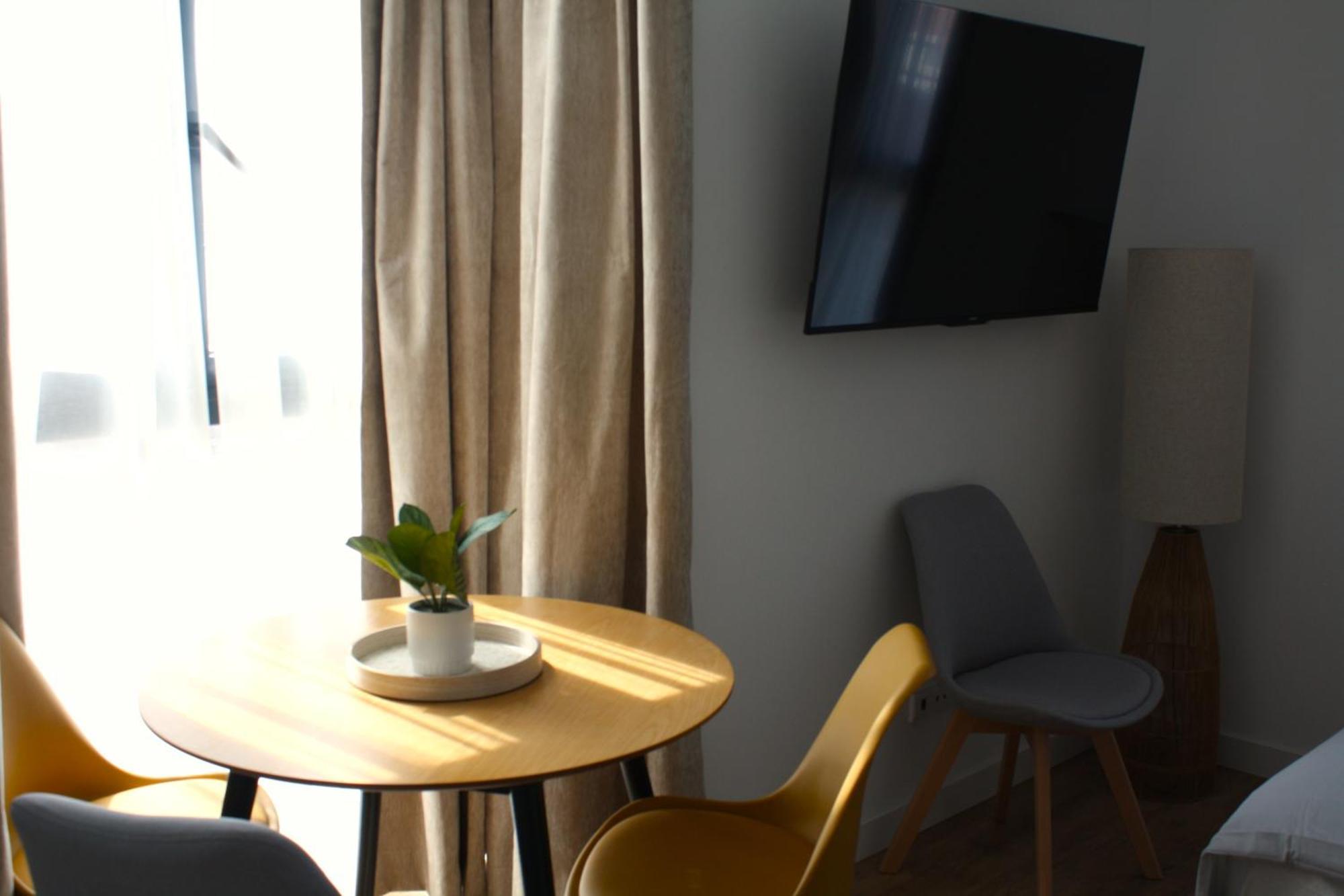 Madrid Urban Suites- Nuevo Apartahotel-7 Apartaments Boutique Full Equiped Exteriör bild