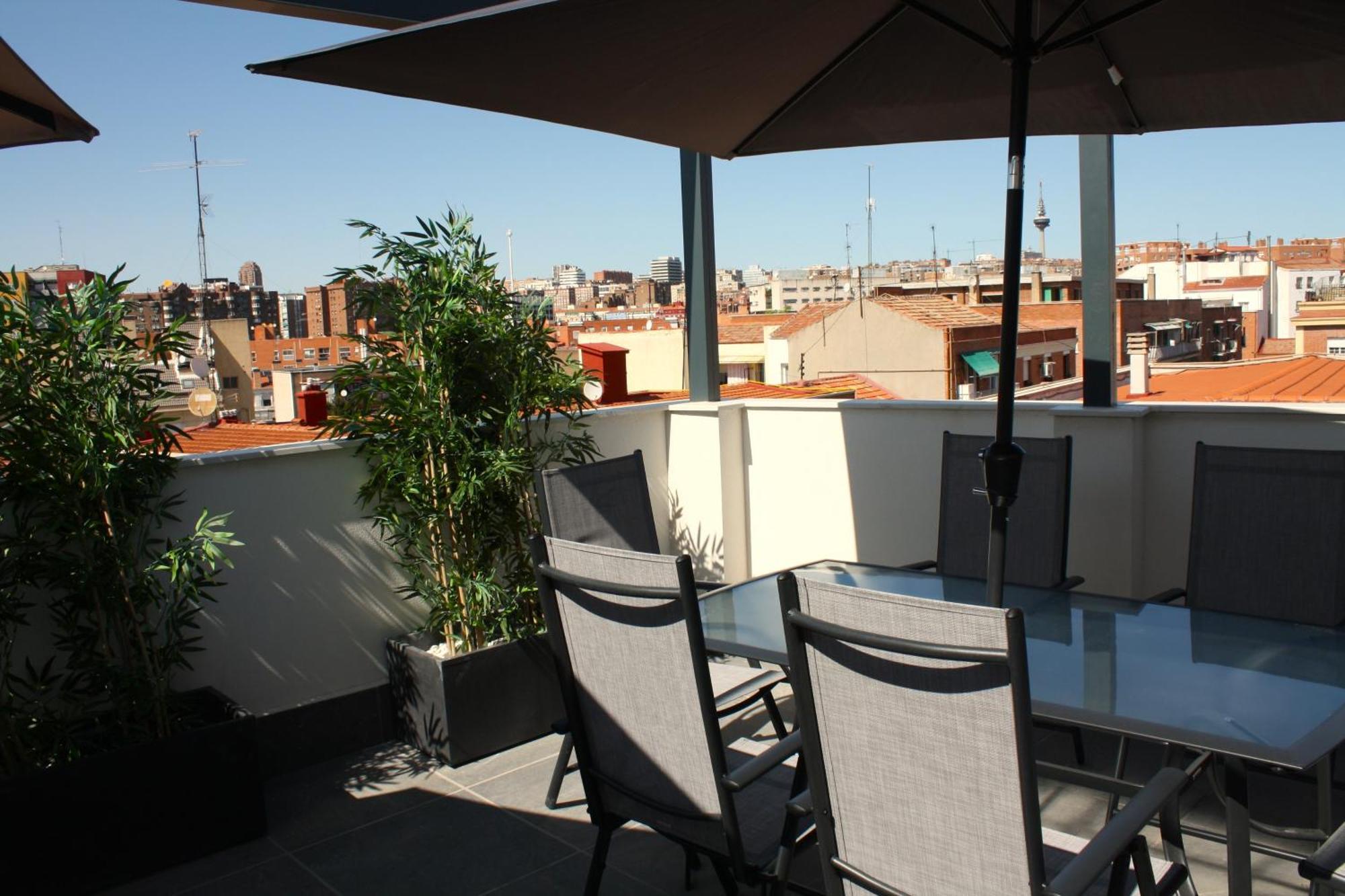 Madrid Urban Suites- Nuevo Apartahotel-7 Apartaments Boutique Full Equiped Exteriör bild
